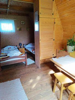 Farma Daleko Od Szosy - I